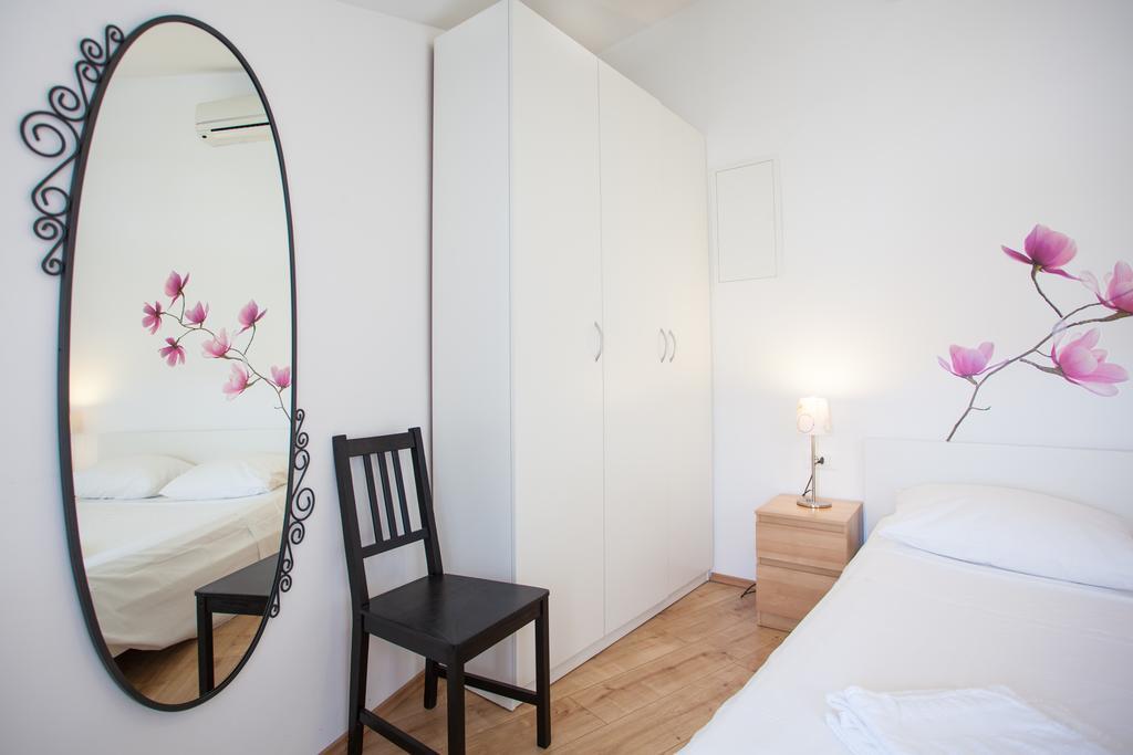 Apartment Pogled Na Luku Cres Exterior foto
